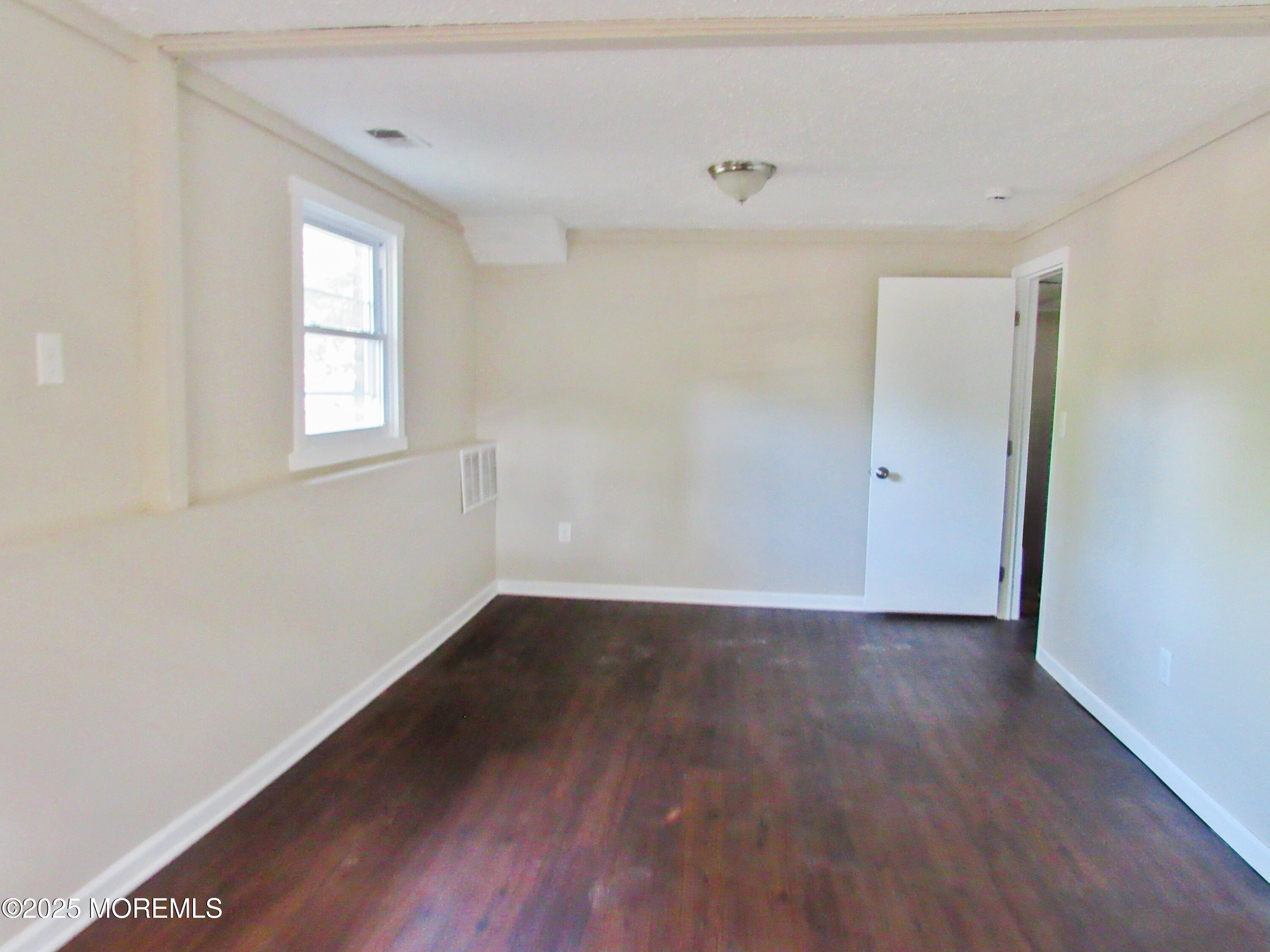 33 Iroquois Place, Lakewood, New Jersey image 13