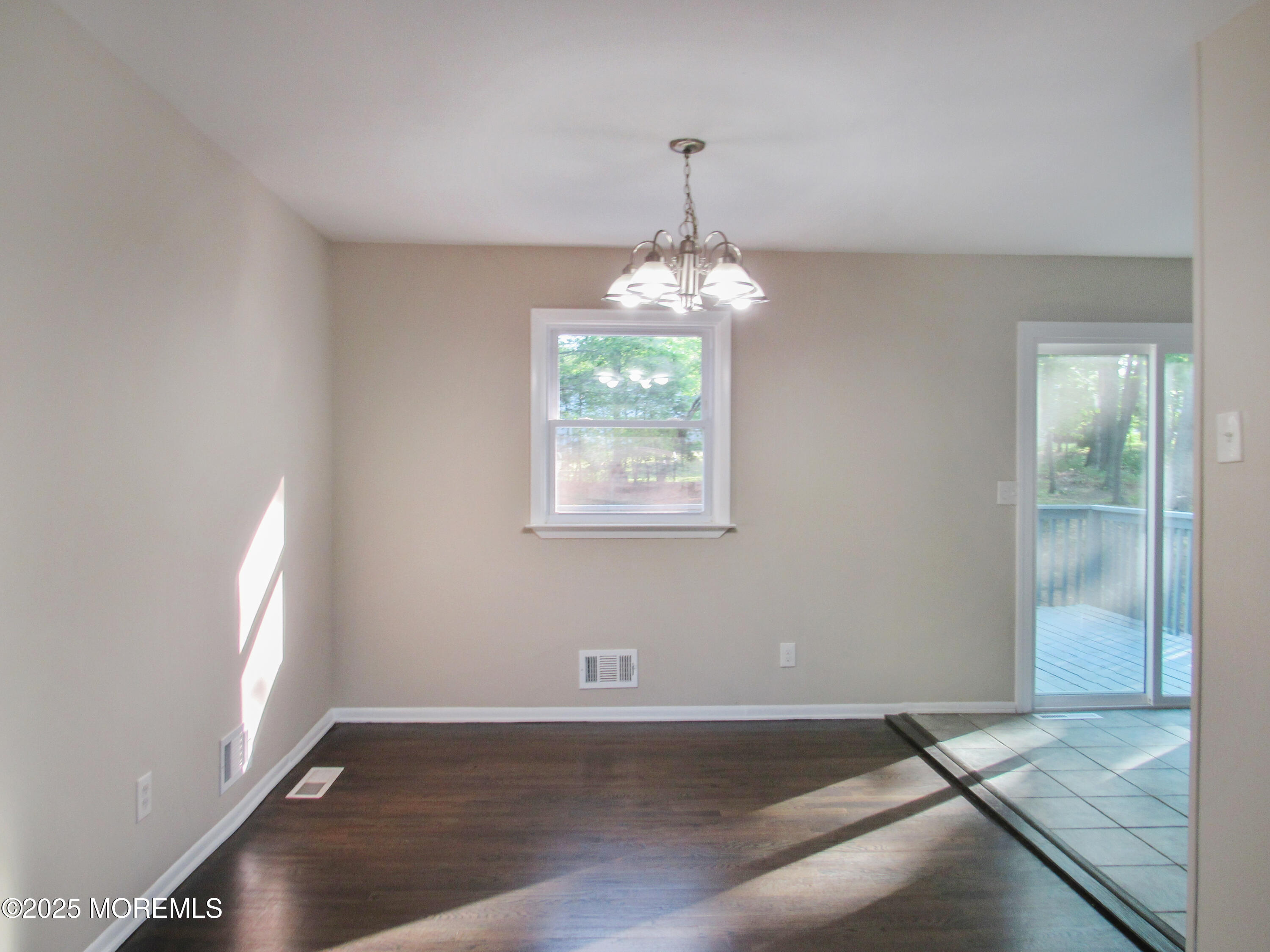 33 Iroquois Place, Lakewood, New Jersey image 5