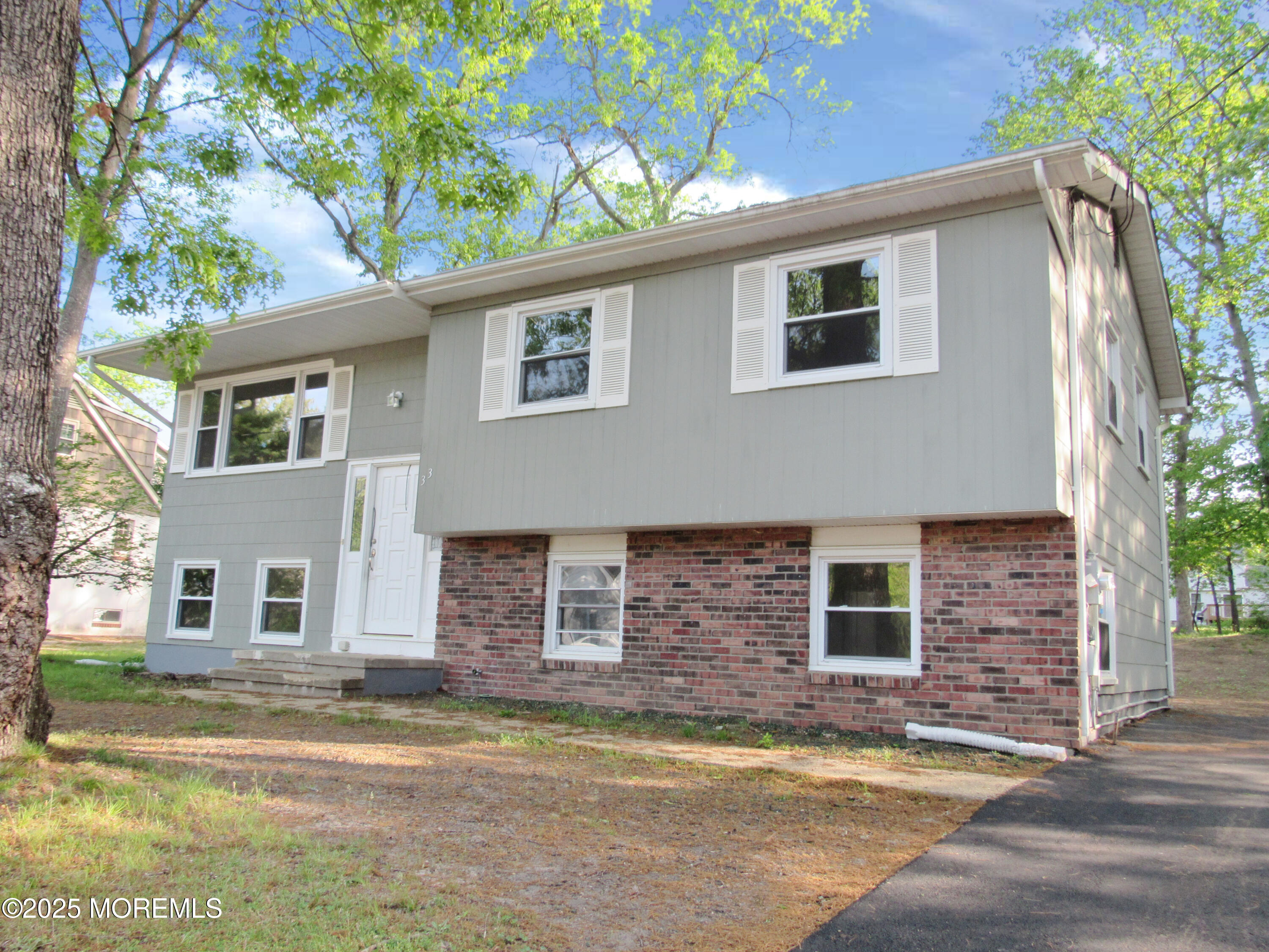 33 Iroquois Place, Lakewood, New Jersey image 2