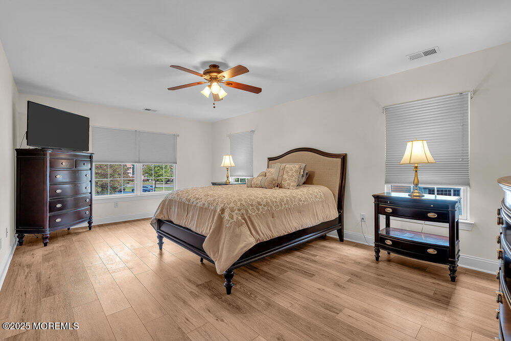 7 Taylors Run, Tinton Falls, New Jersey image 29