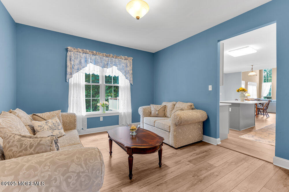 7 Taylors Run, Tinton Falls, New Jersey image 13