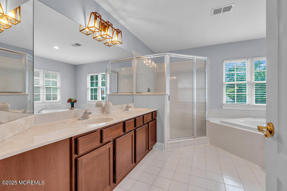 7 Taylors Run, Tinton Falls, New Jersey image 30