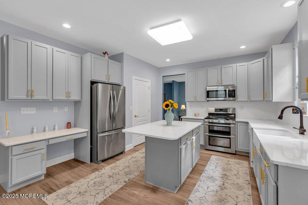 7 Taylors Run, Tinton Falls, New Jersey image 15