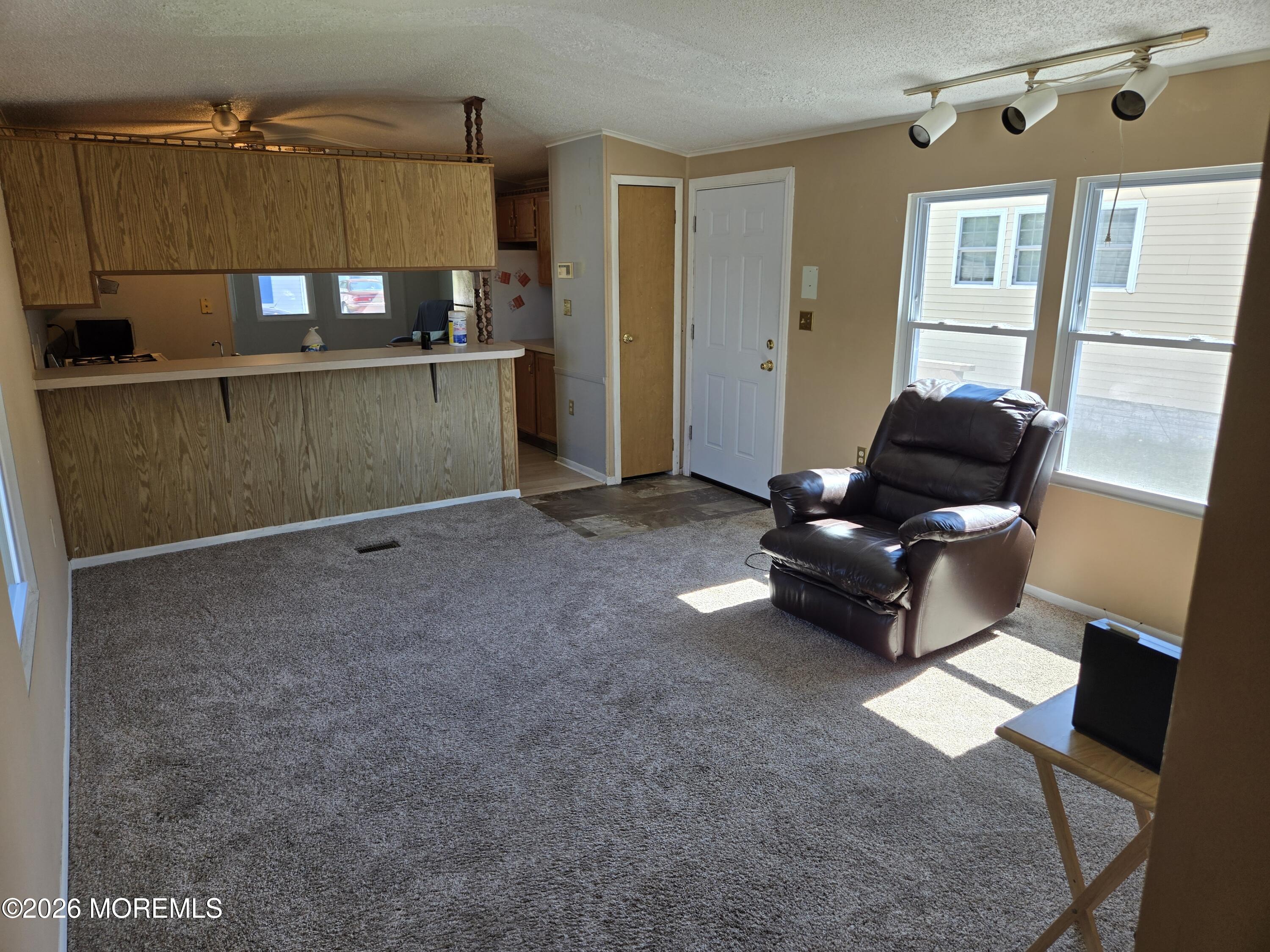 33 Ruffian Way
