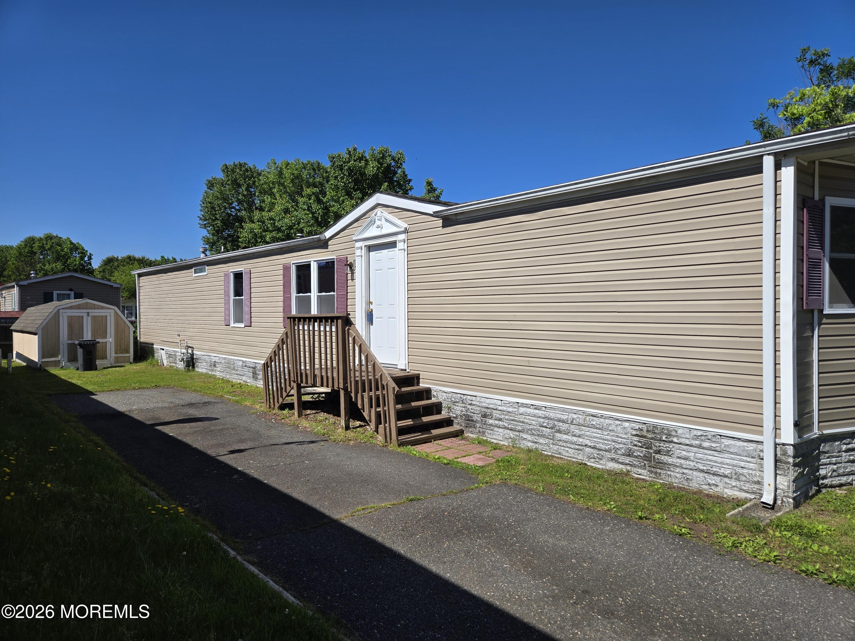 33 Ruffian Way