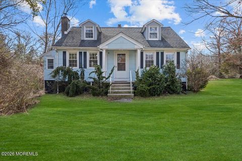 Homes For Sale - 51 Smith Street<br/> Monmouth County, Howell, NJ 07731