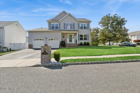 2 Higgins Court, Howell, NJ 07731 - #: 22532367