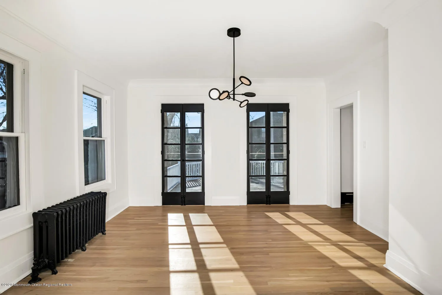 Rumson, New Jersey 07760, United States, 4 Bedrooms Bedrooms, ,3 BathroomsBathrooms,Residential,Active,250670