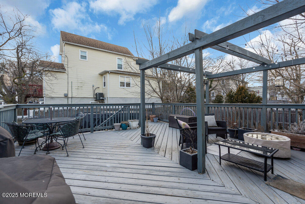 233 Bay Avenue, Highlands, New Jersey image 46