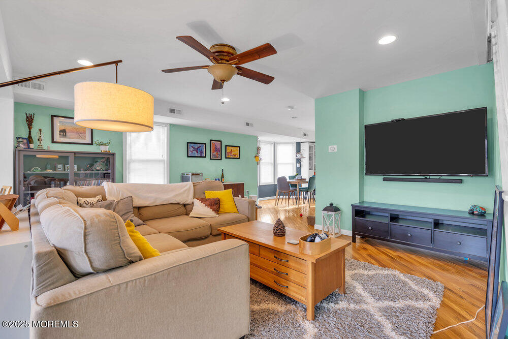 233 Bay Avenue, Highlands, New Jersey image 14