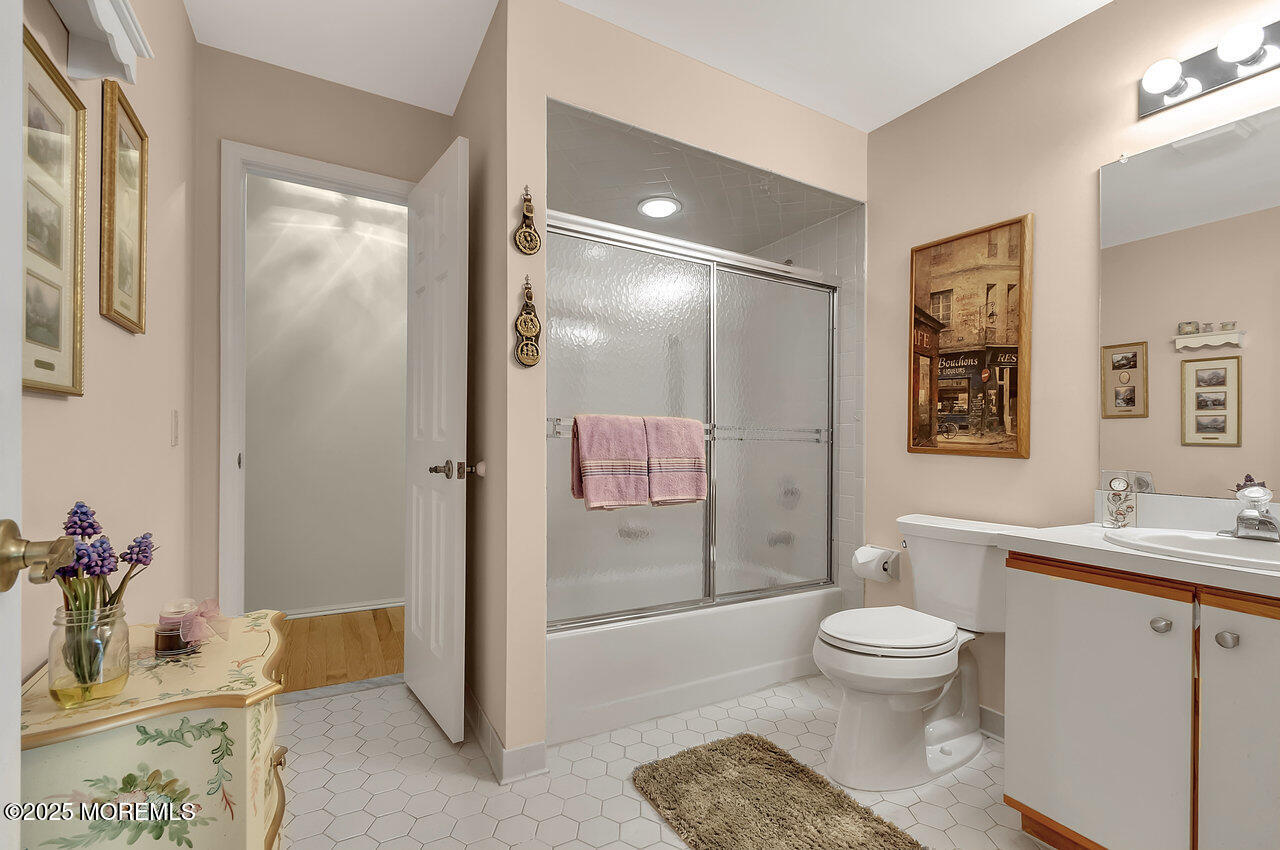 89 Chaucer Court, Lakewood, New Jersey image 17