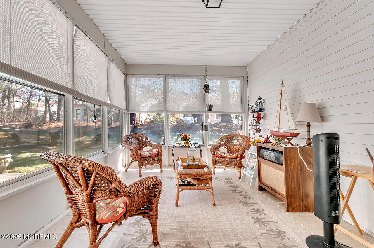 89 Chaucer Court, Lakewood, New Jersey image 15