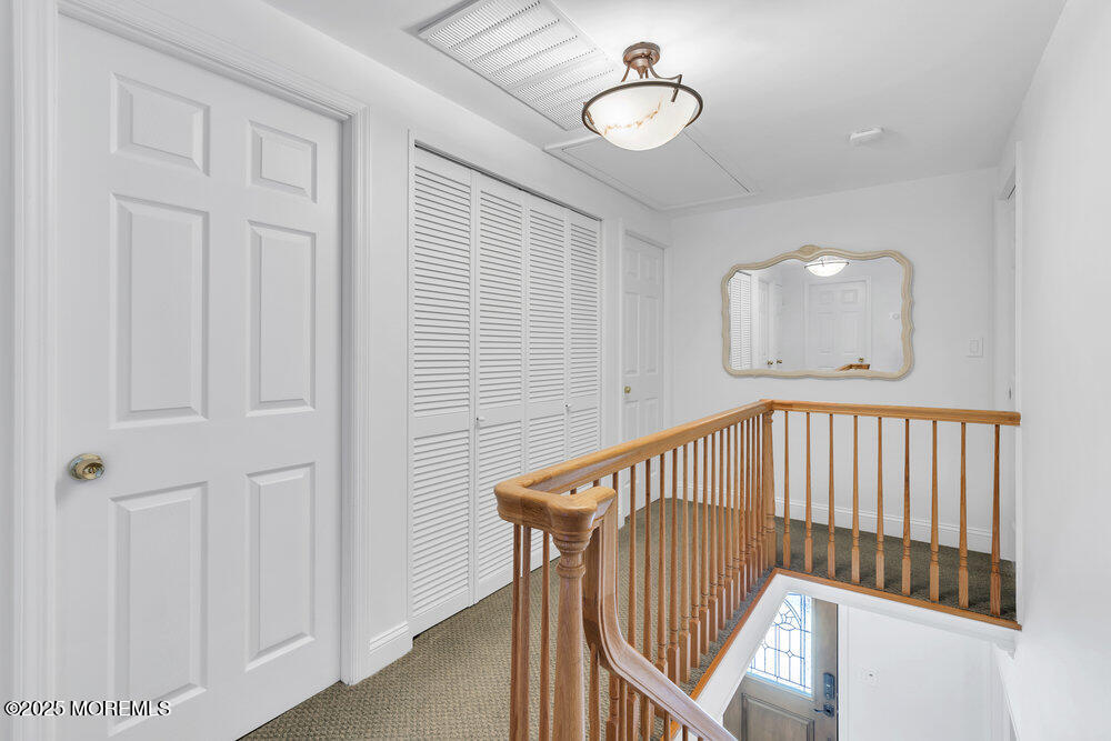 132 Idlebrook Lane, Aberdeen, New Jersey image 23