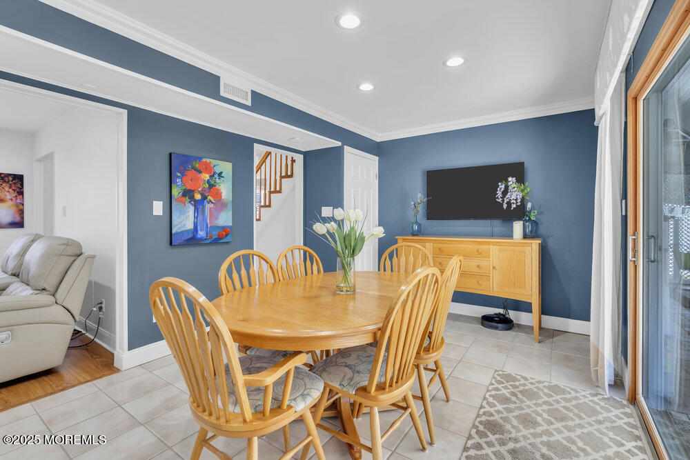 132 Idlebrook Lane, Aberdeen, New Jersey image 18