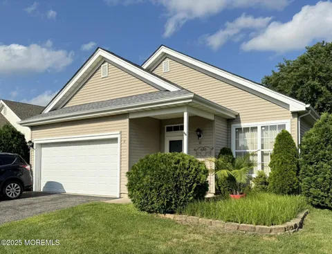 10 Kirkby Lane, Manchester, NJ 08759 - #: 22522302