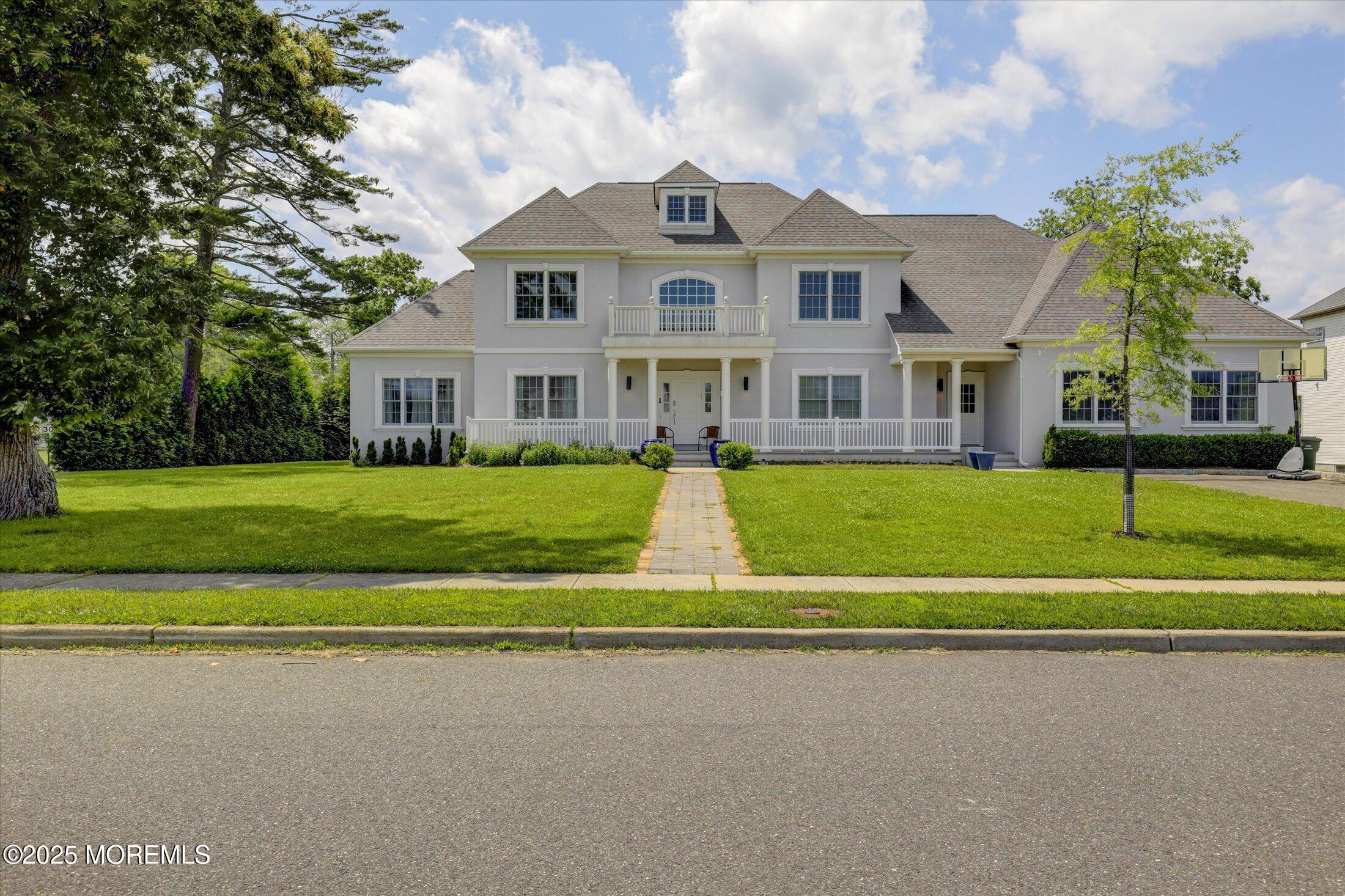 1 Country Club Drive