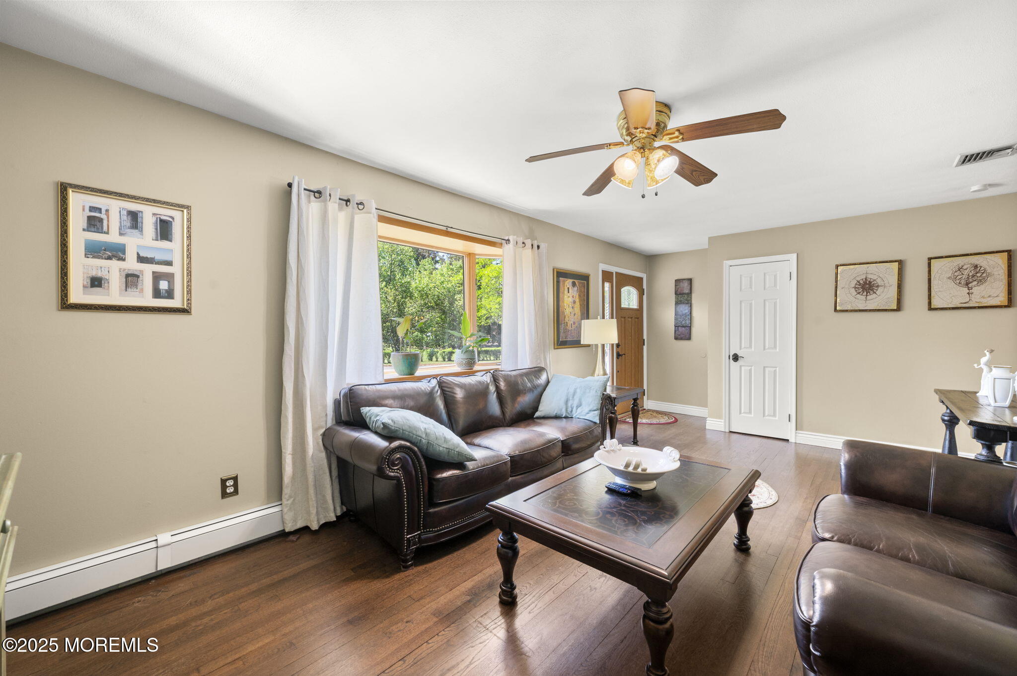 13 Orchard Parkway, Morganville, New Jersey image 40
