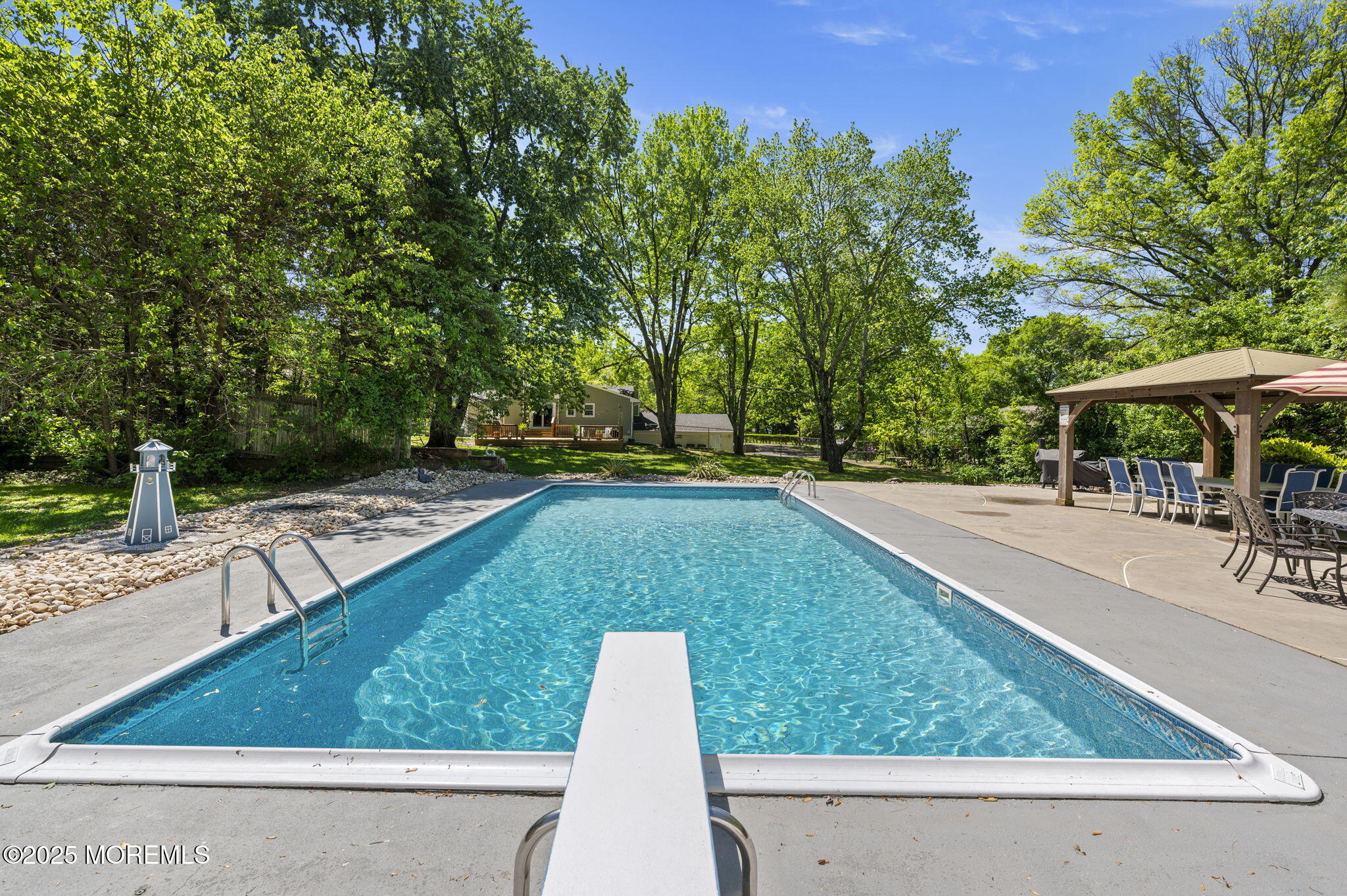 13 Orchard Parkway, Morganville, New Jersey image 28