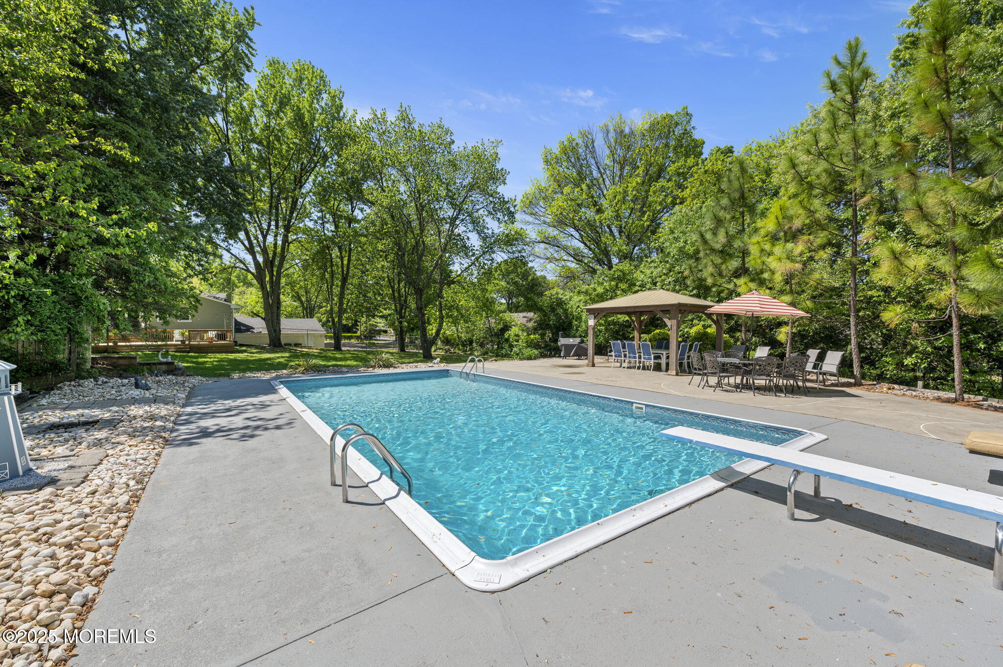 13 Orchard Parkway, Morganville, New Jersey image 26