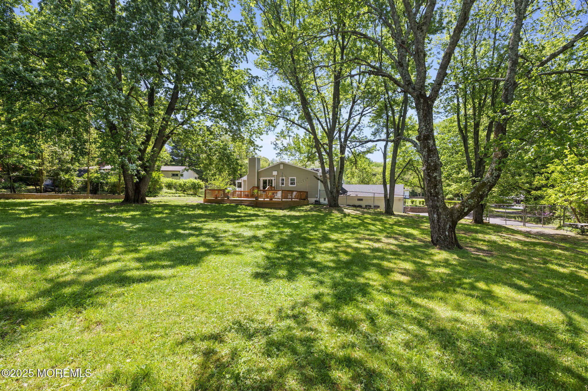 13 Orchard Parkway, Morganville, New Jersey image 27
