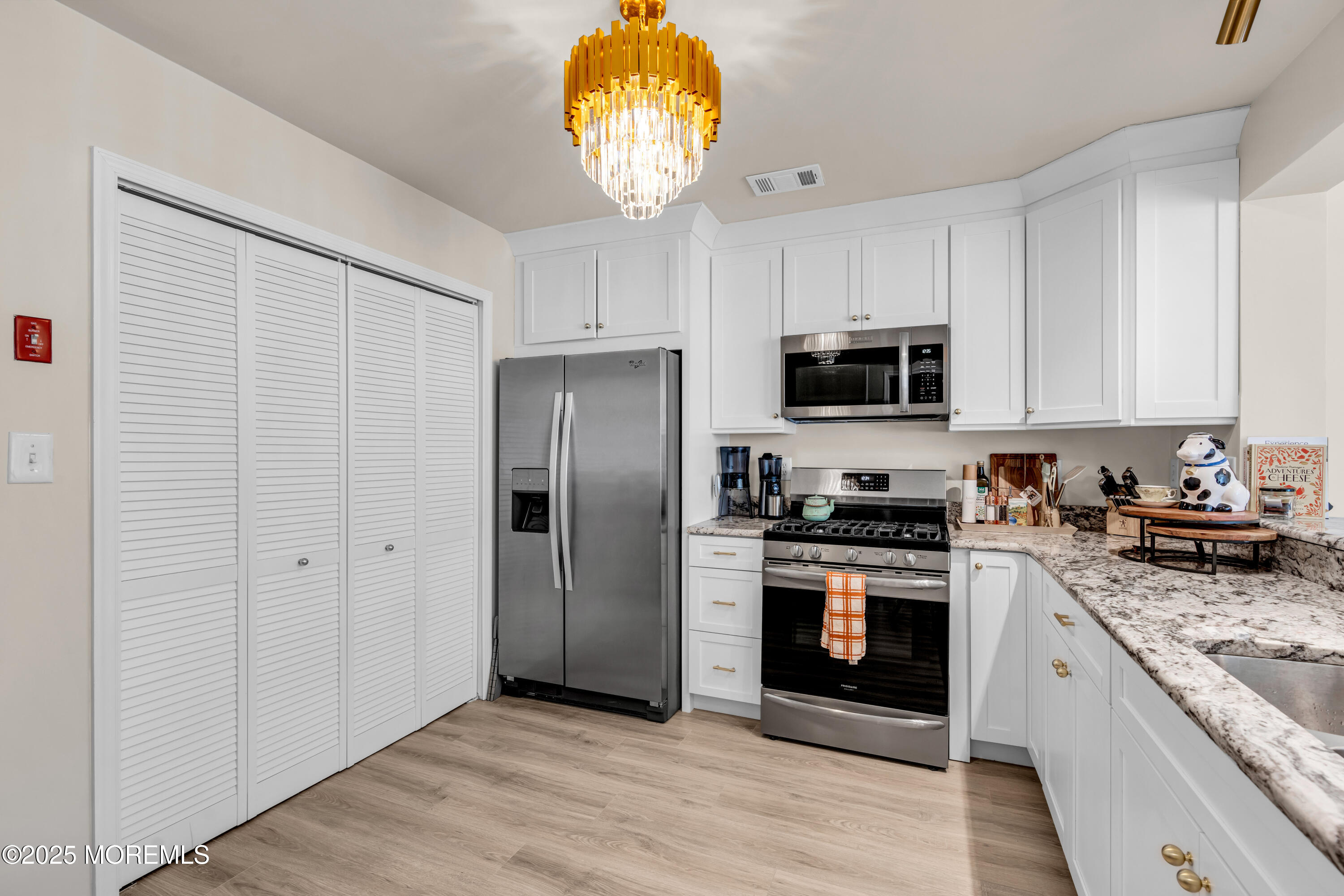 59 Phoenix Court, Tinton Falls, New Jersey image 7