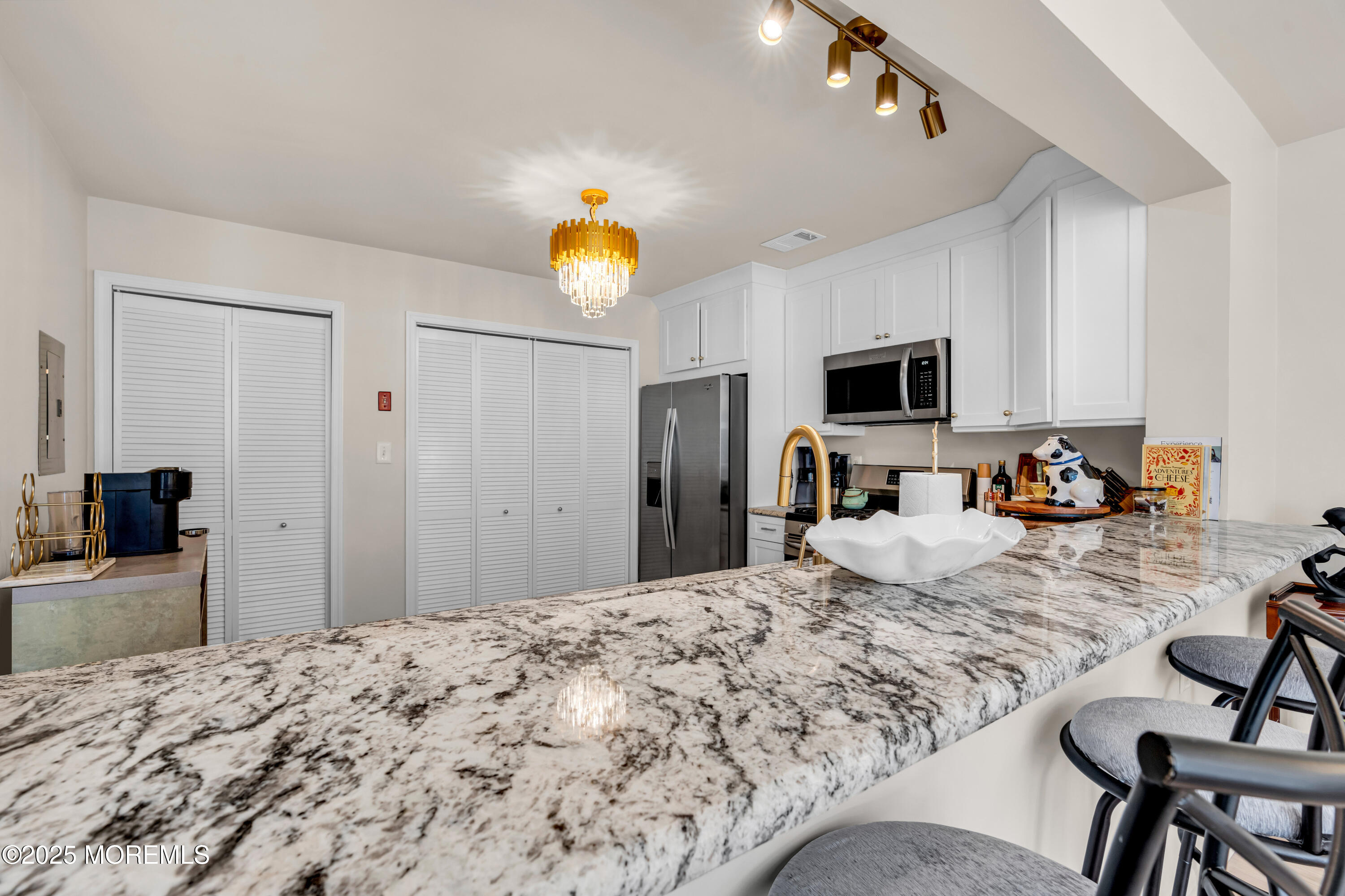 59 Phoenix Court, Tinton Falls, New Jersey image 6