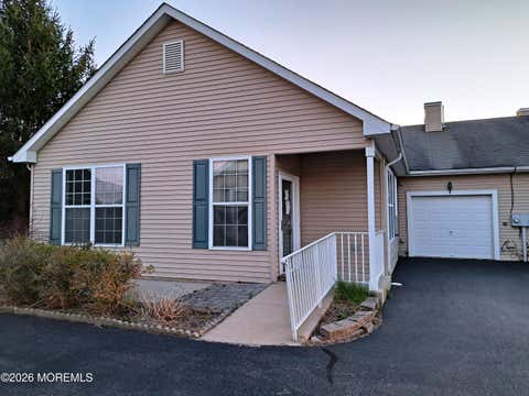 Homes For Sale - 35 Fennel Court<br/> Manchester, NJ 08759