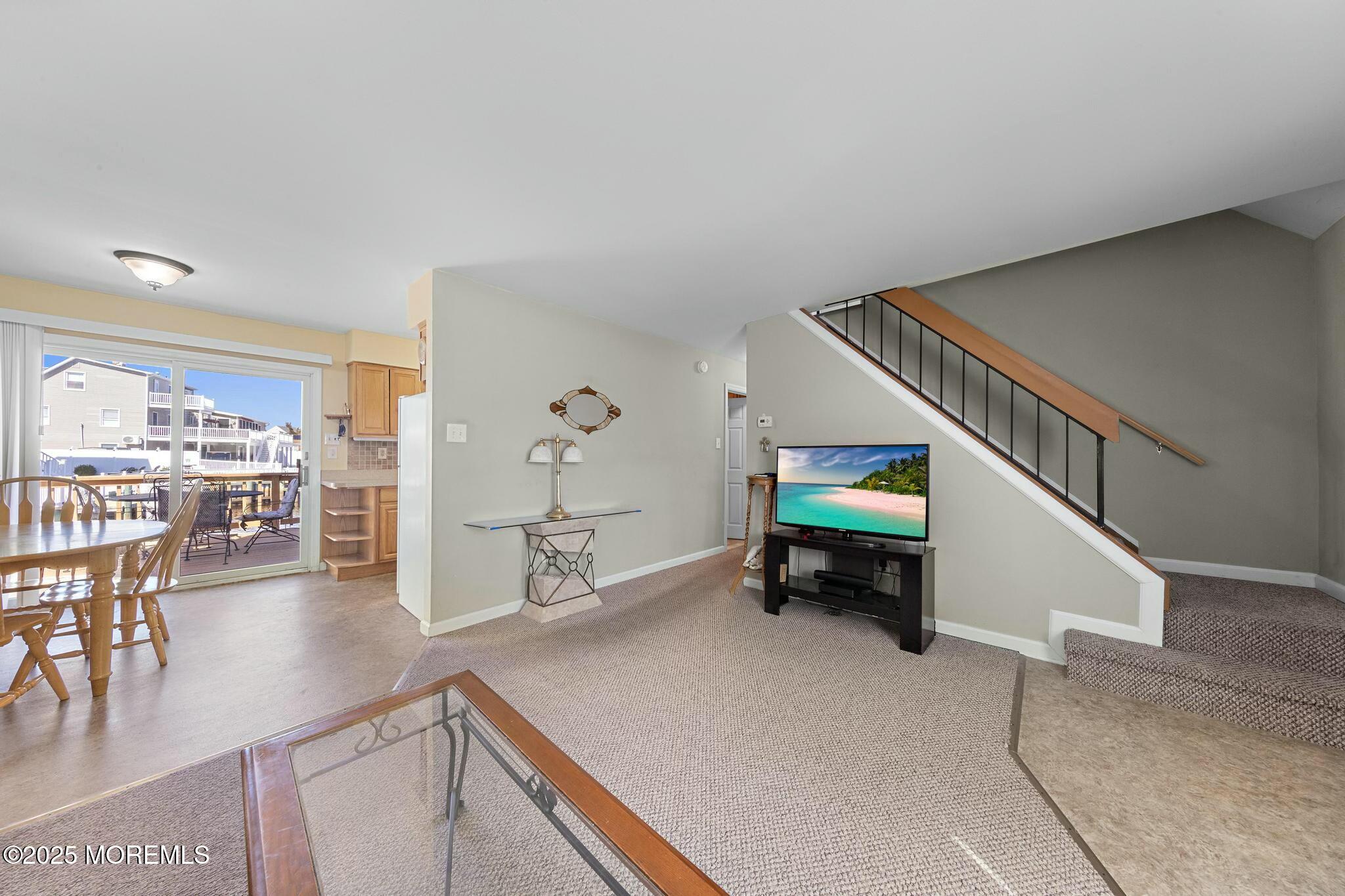 105 Evelyn Drive, Manahawkin, New Jersey image 4
