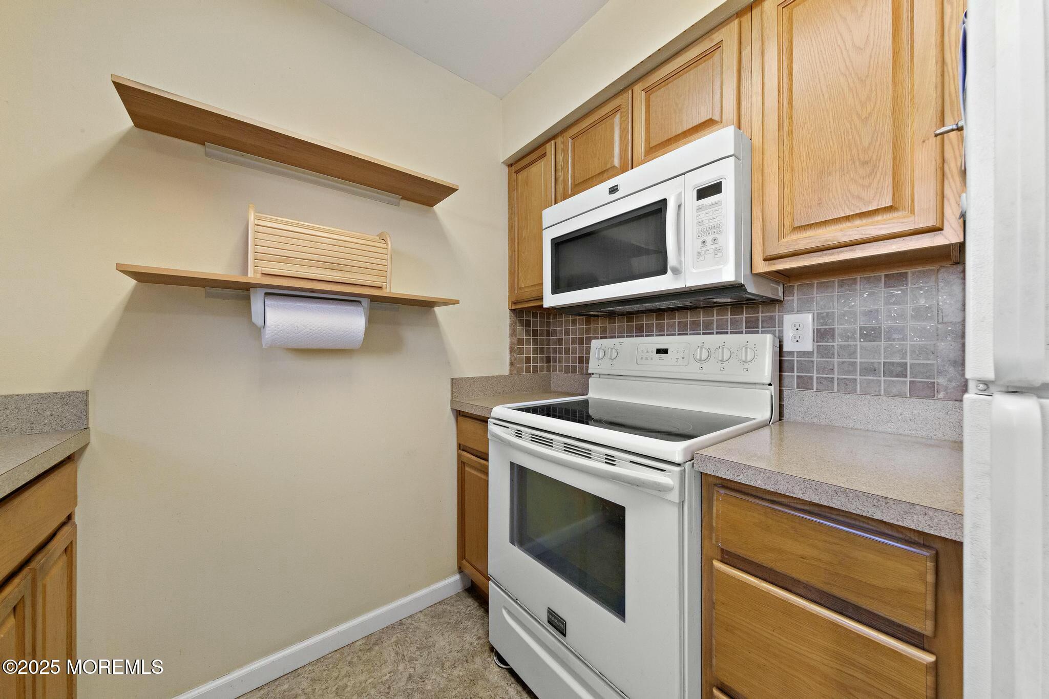 105 Evelyn Drive, Manahawkin, New Jersey image 8