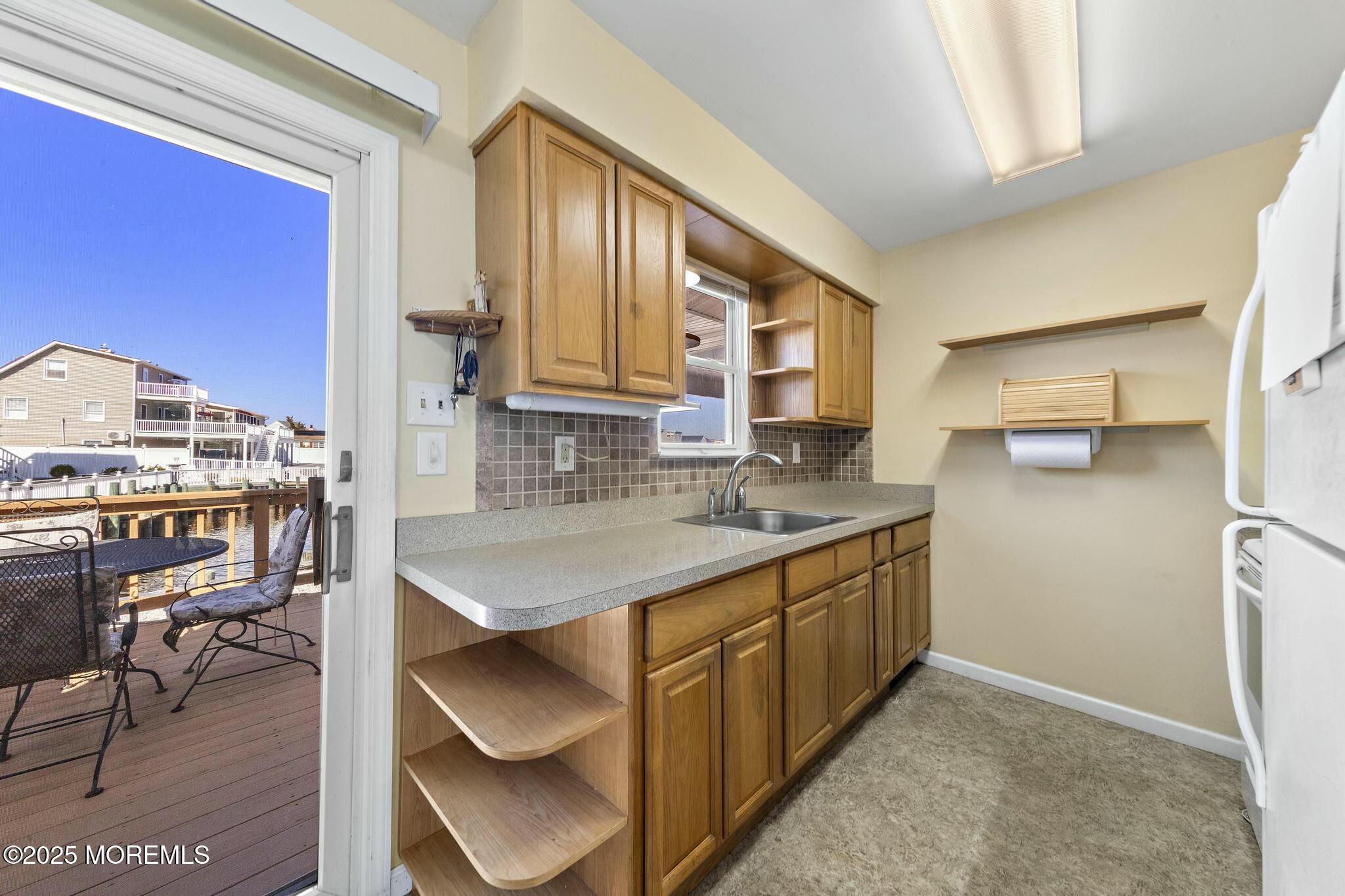 105 Evelyn Drive, Manahawkin, New Jersey image 11
