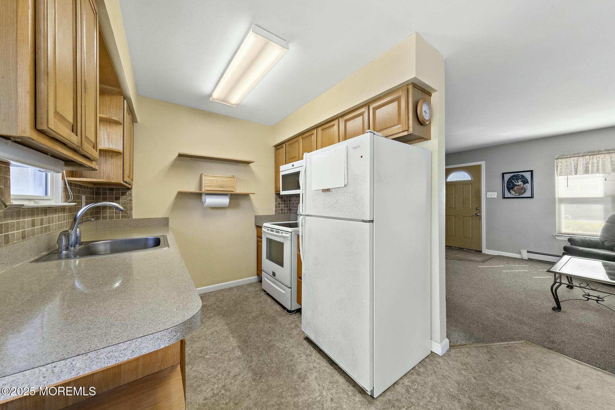 105 Evelyn Drive, Manahawkin, New Jersey image 7