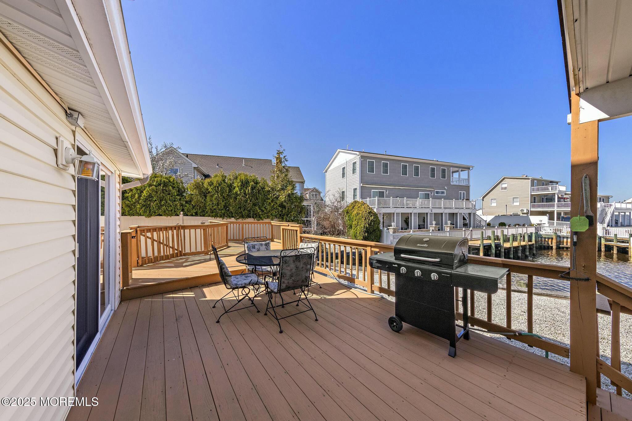 105 Evelyn Drive, Manahawkin, New Jersey image 34