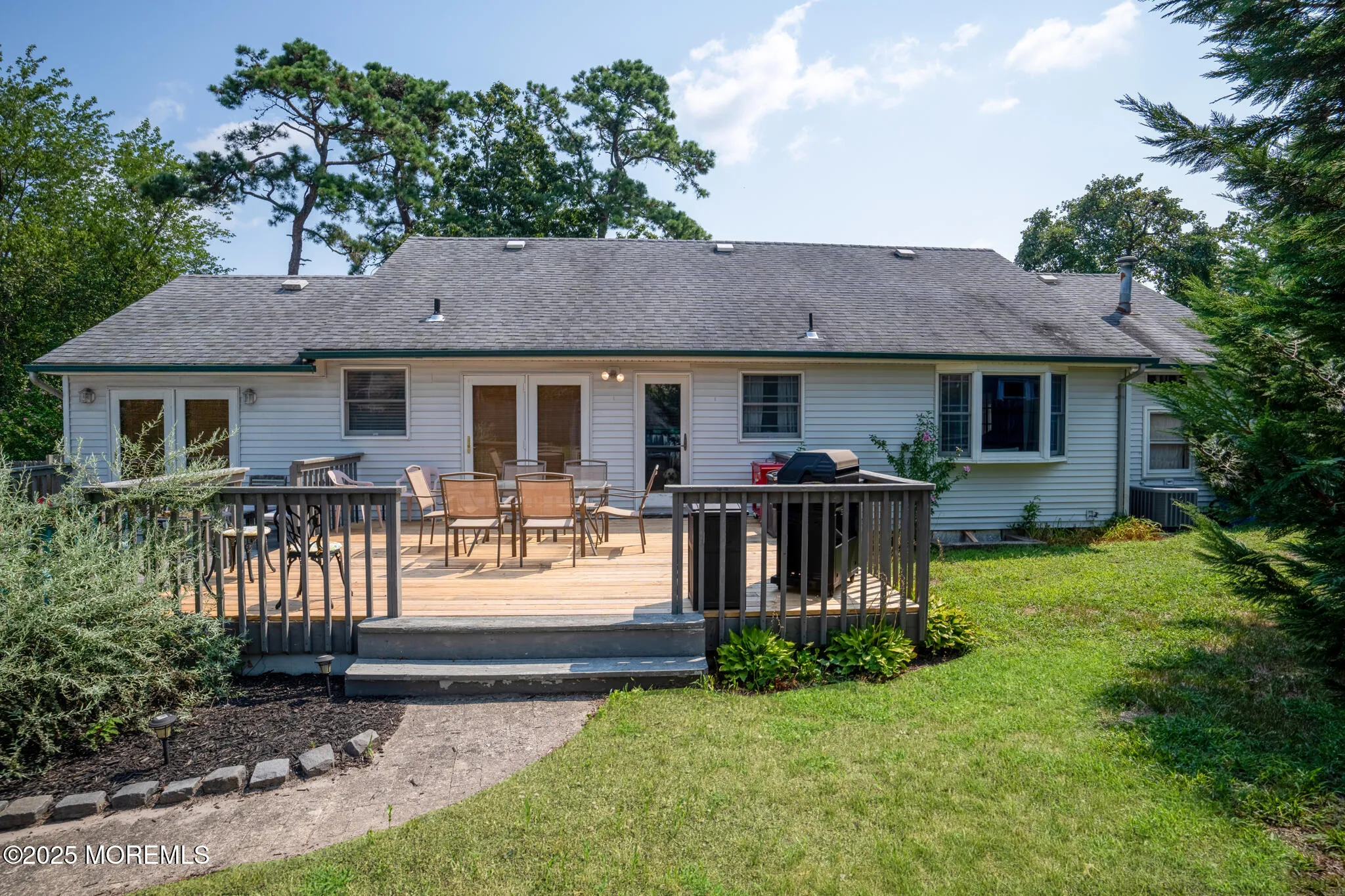 Toms River, New Jersey 08753, United States, 3 Bedrooms Bedrooms, ,2 BathroomsBathrooms,Residential,Active,156612