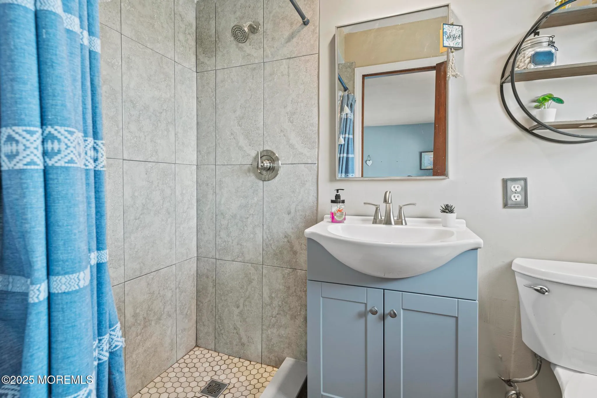 Toms River, New Jersey 08753, United States, 3 Bedrooms Bedrooms, ,2 BathroomsBathrooms,Residential,Active,156612