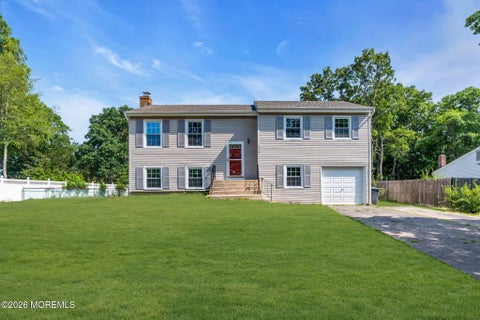 Homes For Sale - 173 Stowe Street<br/> Ocean County, Toms River, NJ 08753