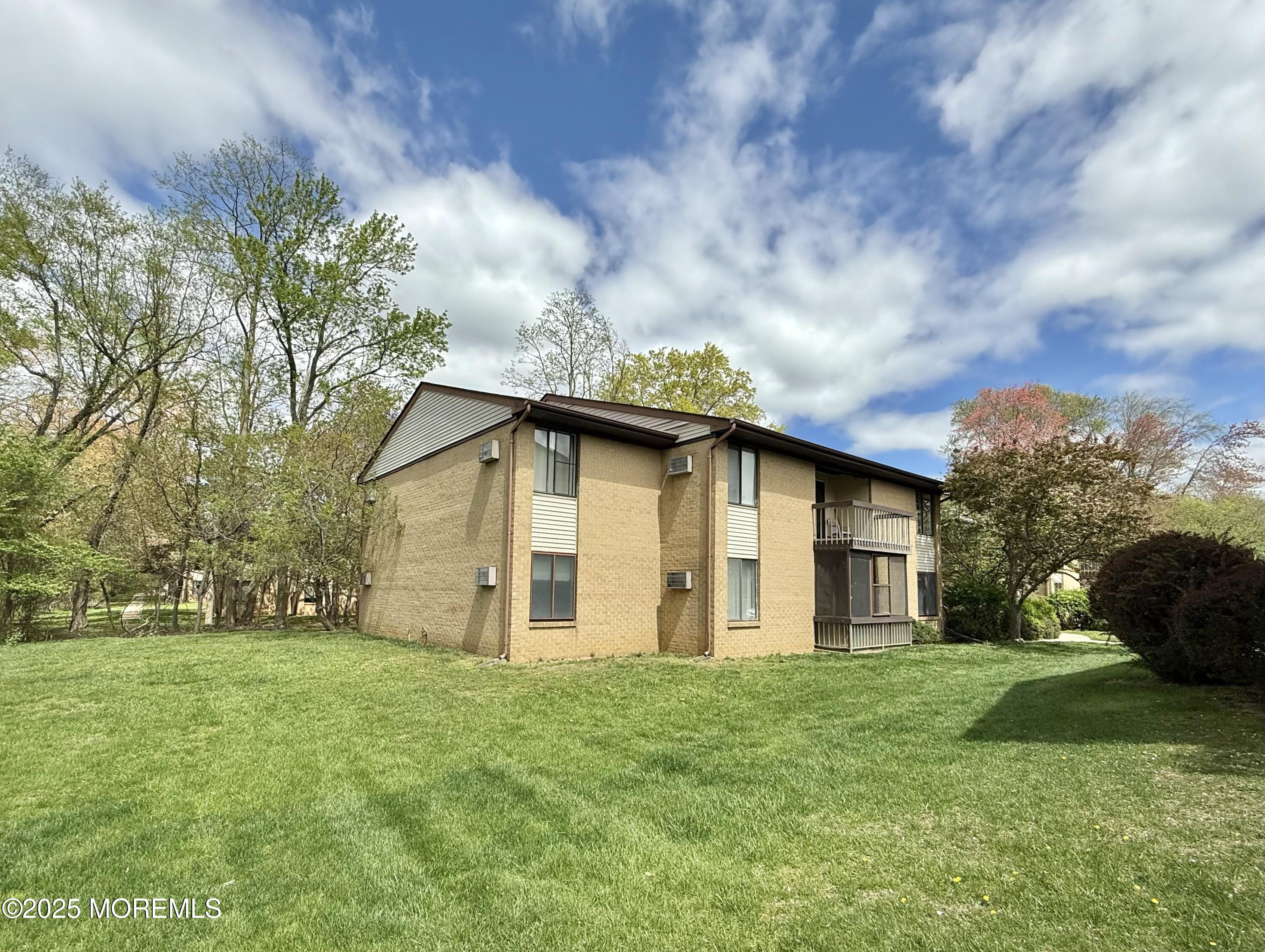 54 Amberly Drive #A, Manalapan, New Jersey image 7