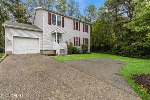 Homes For Rent - 415 Dover Road<br/> Ocean County, Toms River, NJ 08757