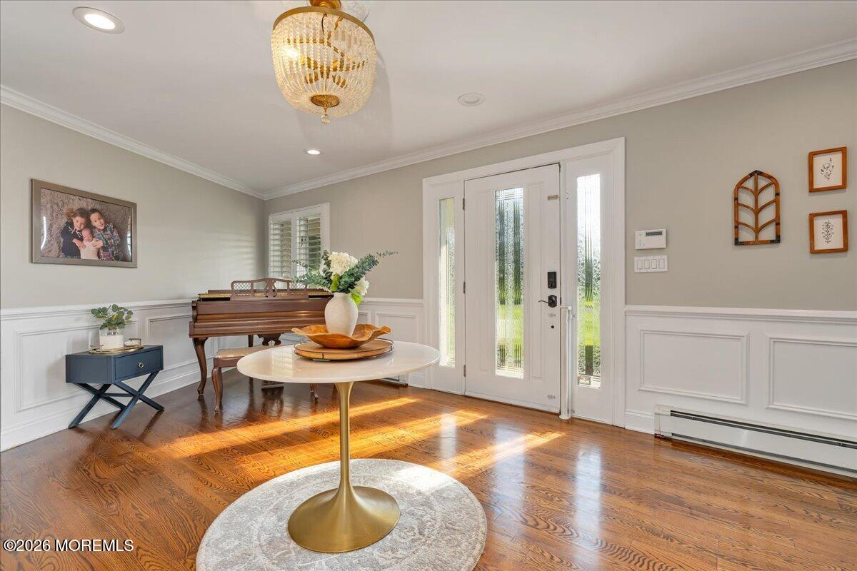 48 Lakeside Avenue