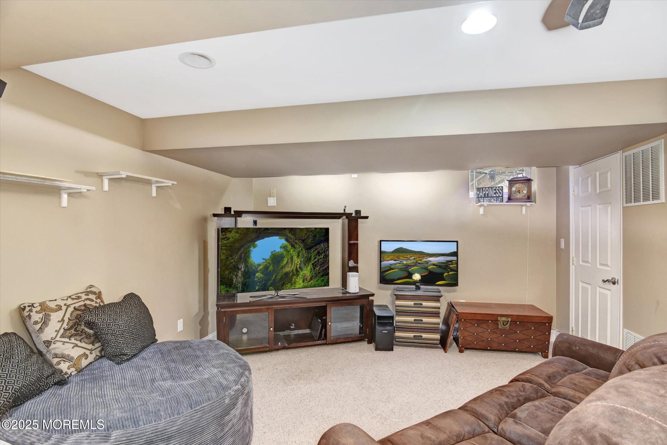 40 Forest Garden Drive #22, Matawan, New Jersey image 27
