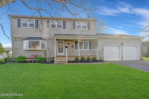 4 Brooke Street Oakhurst NJ 07755