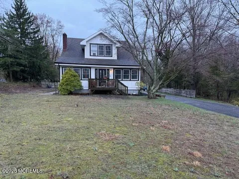MLS: 22514544
