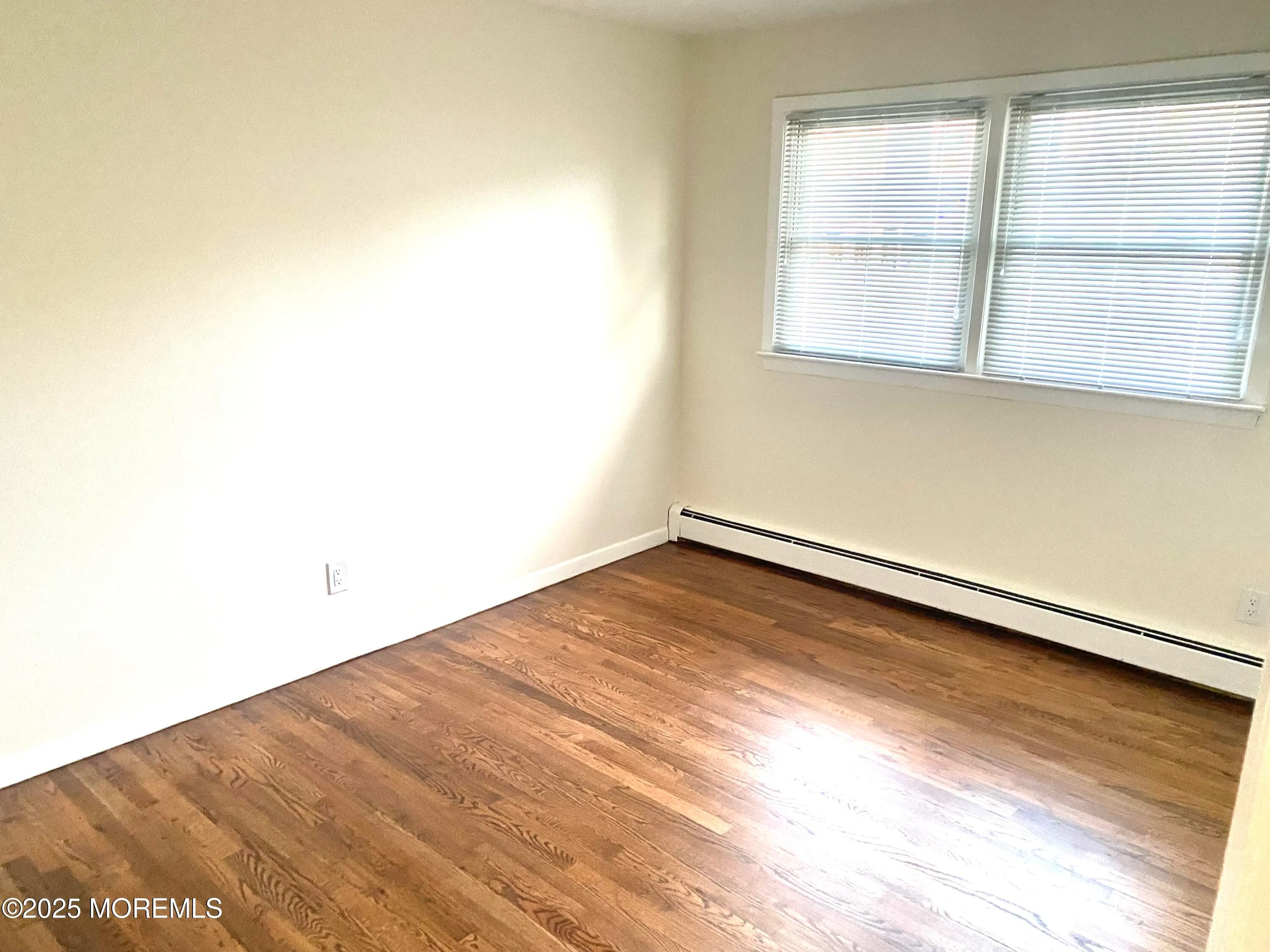 Point Pleasant, New Jersey 08742, United States, 4 Bedrooms Bedrooms, ,2 BathroomsBathrooms,Residential,Active,184526