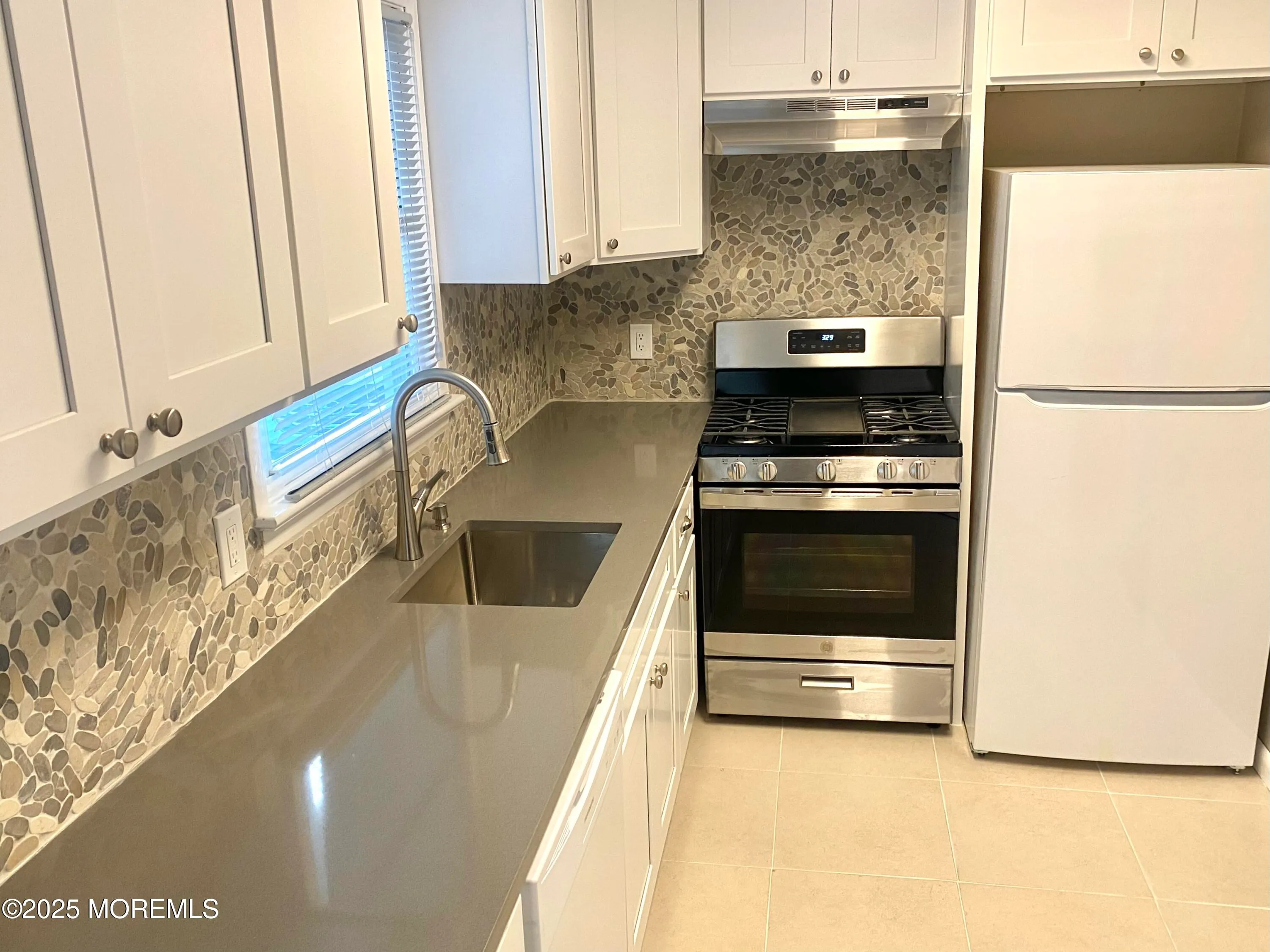 Point Pleasant, New Jersey 08742, United States, 4 Bedrooms Bedrooms, ,2 BathroomsBathrooms,Residential,Active,184526