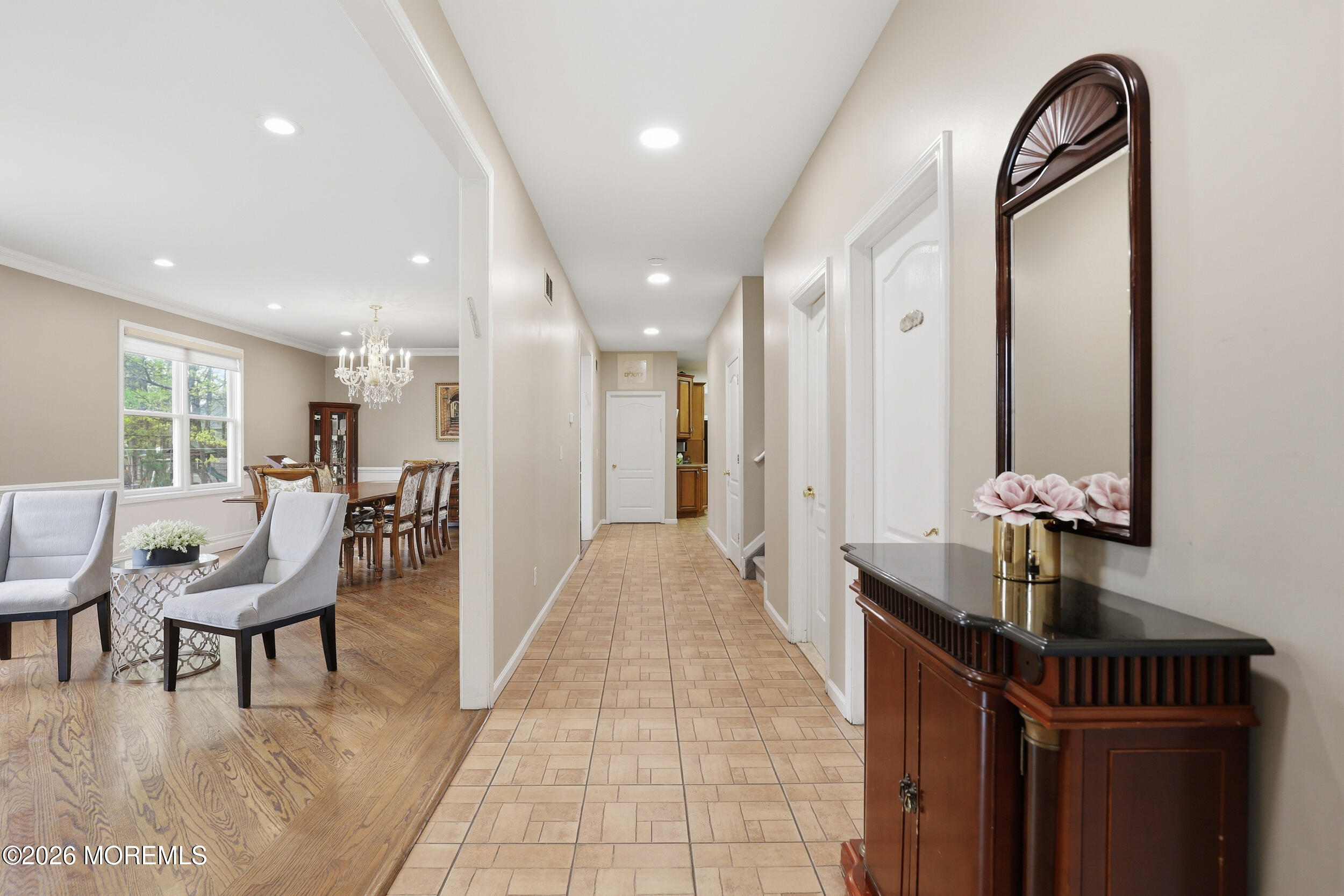 Lakewood, New Jersey, 08701, United States, 6 Bedrooms Bedrooms, ,4 BathroomsBathrooms,Residential,Active,2042659