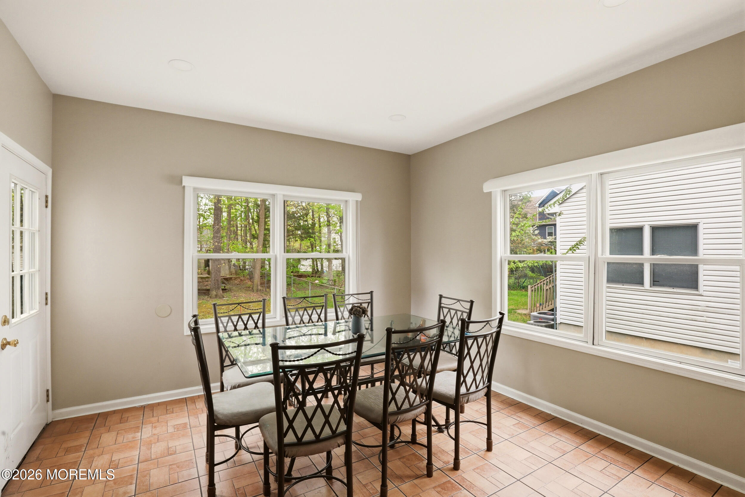 Lakewood, New Jersey, 08701, United States, 6 Bedrooms Bedrooms, ,4 BathroomsBathrooms,Residential,Active,2042659