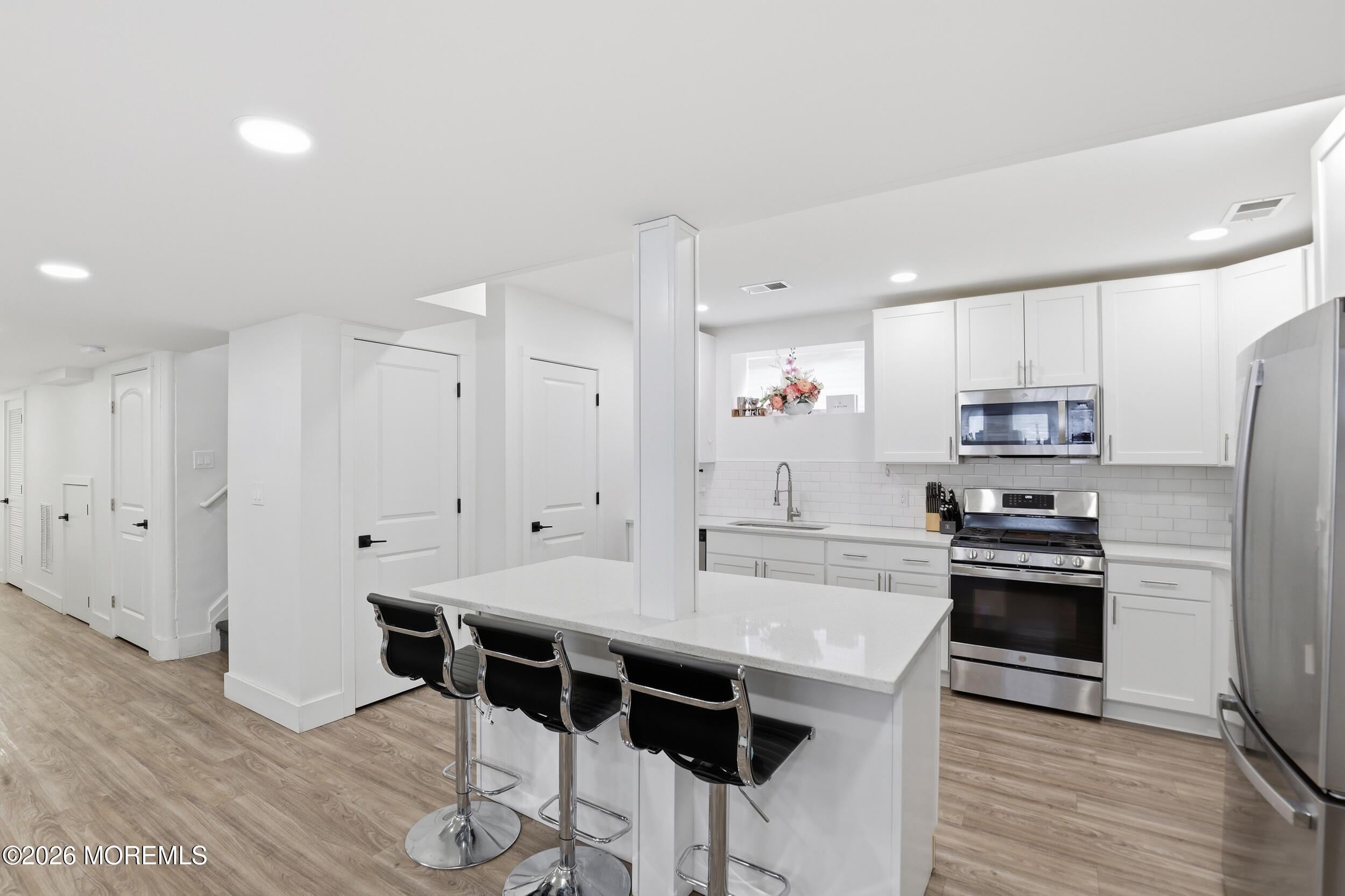 Lakewood, New Jersey, 08701, United States, 6 Bedrooms Bedrooms, ,4 BathroomsBathrooms,Residential,Active,2042659