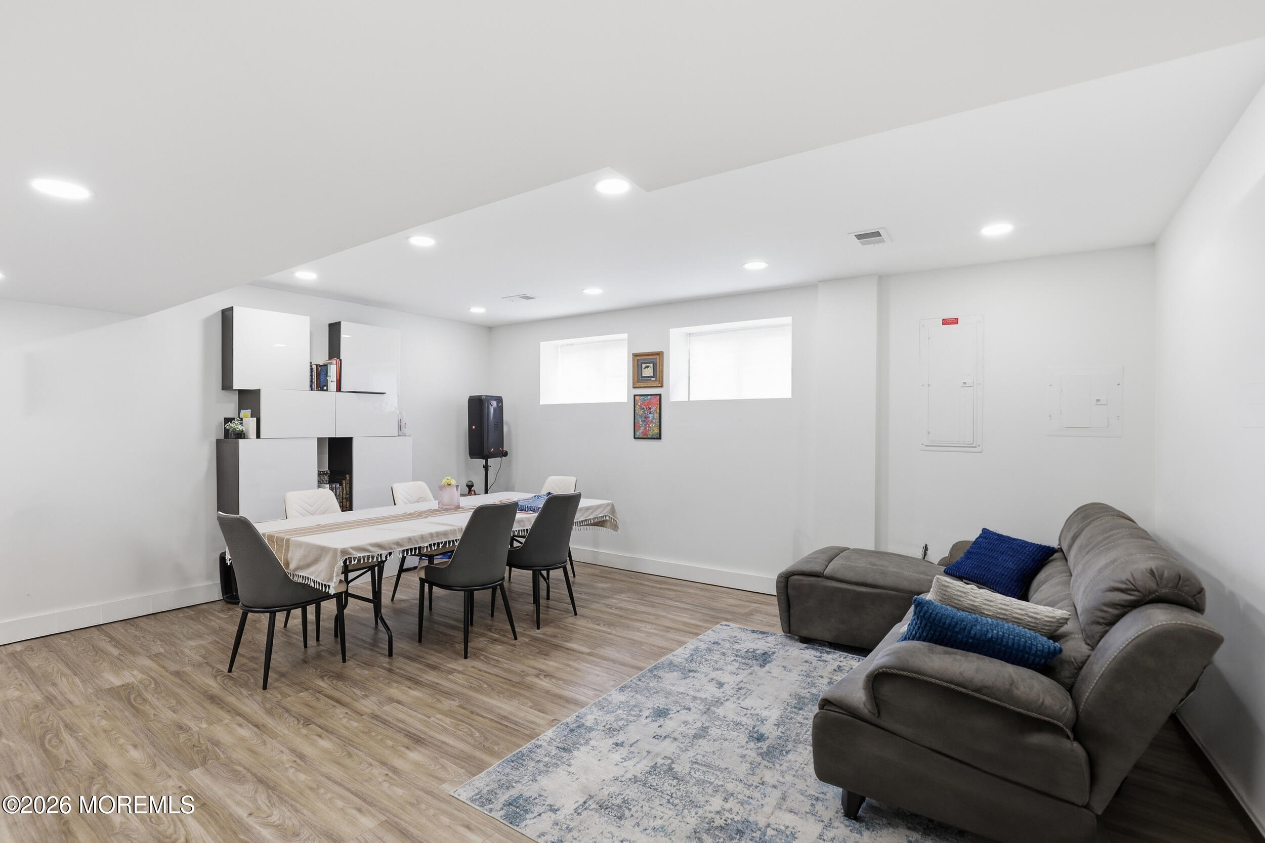 Lakewood, New Jersey, 08701, United States, 6 Bedrooms Bedrooms, ,4 BathroomsBathrooms,Residential,Active,2042659