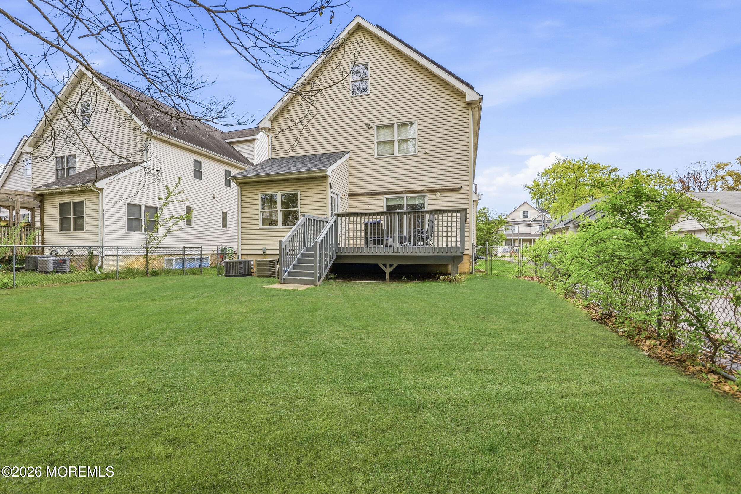 Lakewood, New Jersey, 08701, United States, 6 Bedrooms Bedrooms, ,4 BathroomsBathrooms,Residential,Active,2042659