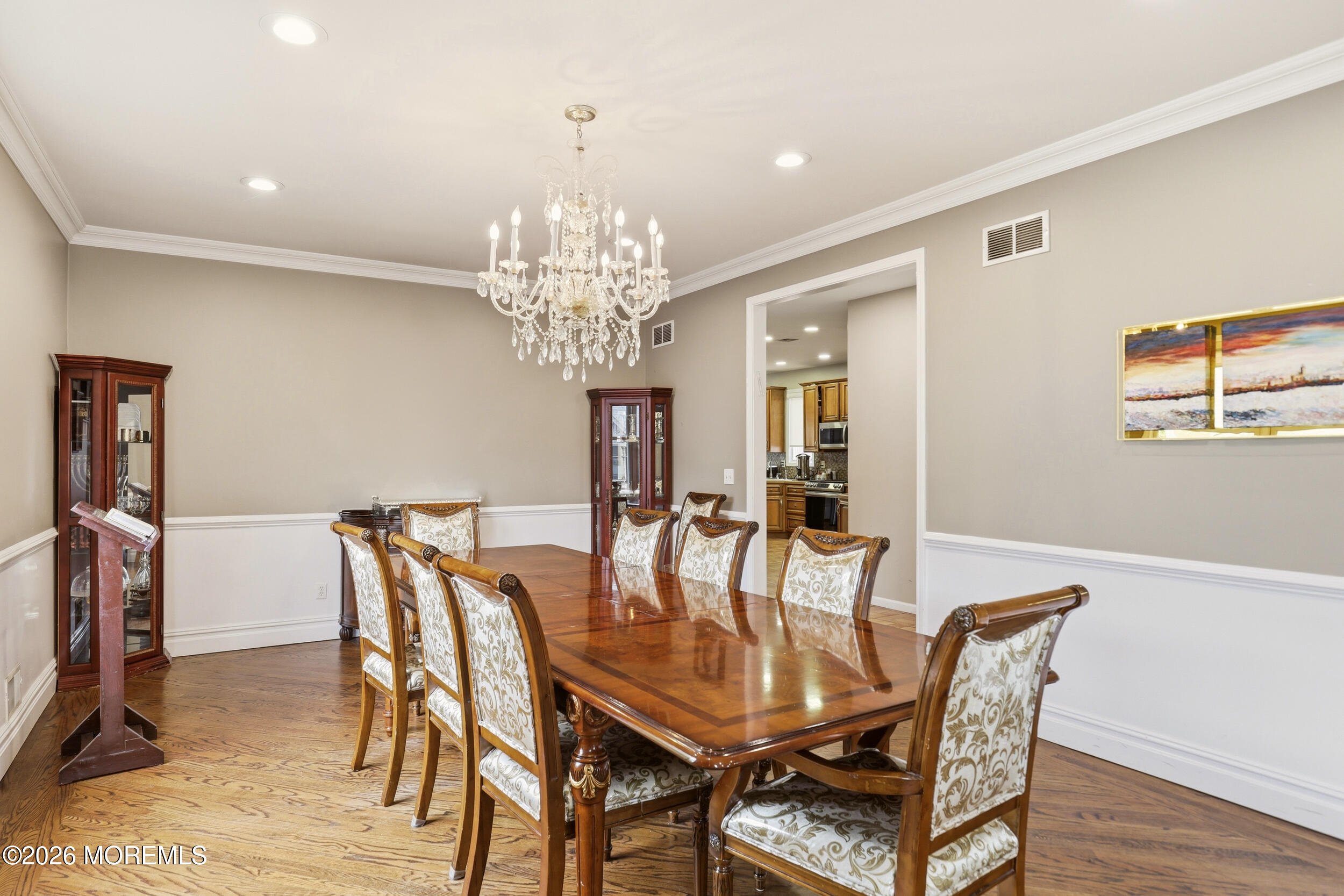 Lakewood, New Jersey, 08701, United States, 6 Bedrooms Bedrooms, ,4 BathroomsBathrooms,Residential,Active,2042659