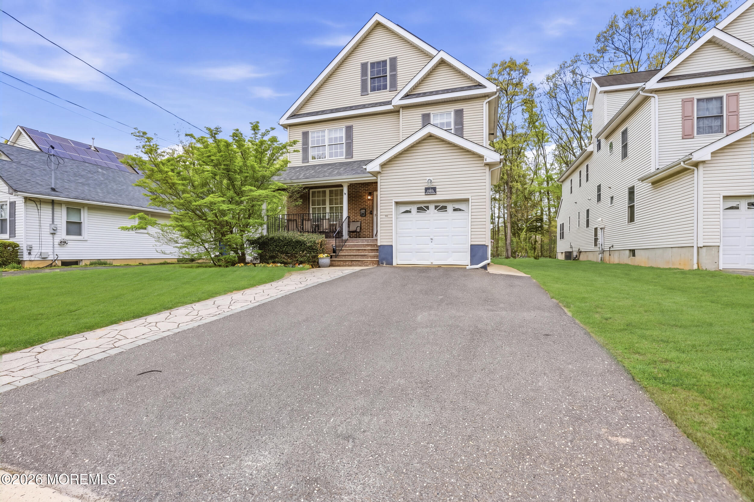 Lakewood, New Jersey, 08701, United States, 6 Bedrooms Bedrooms, ,4 BathroomsBathrooms,Residential,Active,2042659